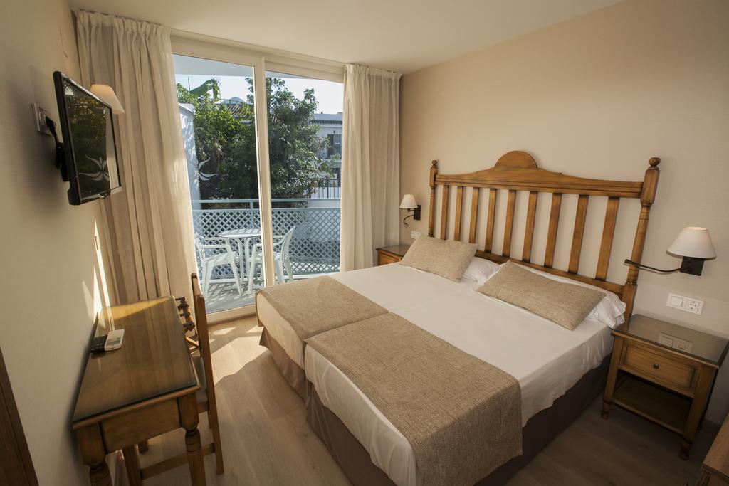 Hotel Villa Flamenca Nerja Luaran gambar